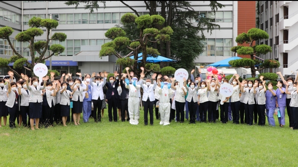 전남대학교병원이 지난 9일 국민권익위원회의 ‘릴레이 청렴캠페인’에 참여했다.