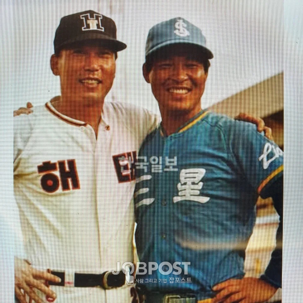 김봉연 선수와 이만수 선수(사진_헐크파운데이션)