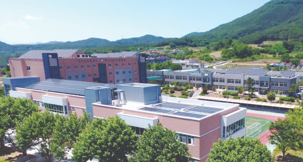 대구소프트웨어마이스터고, 2025년 최종 취업률 98.5% 달성 - 뉴스 썸네일 이미지